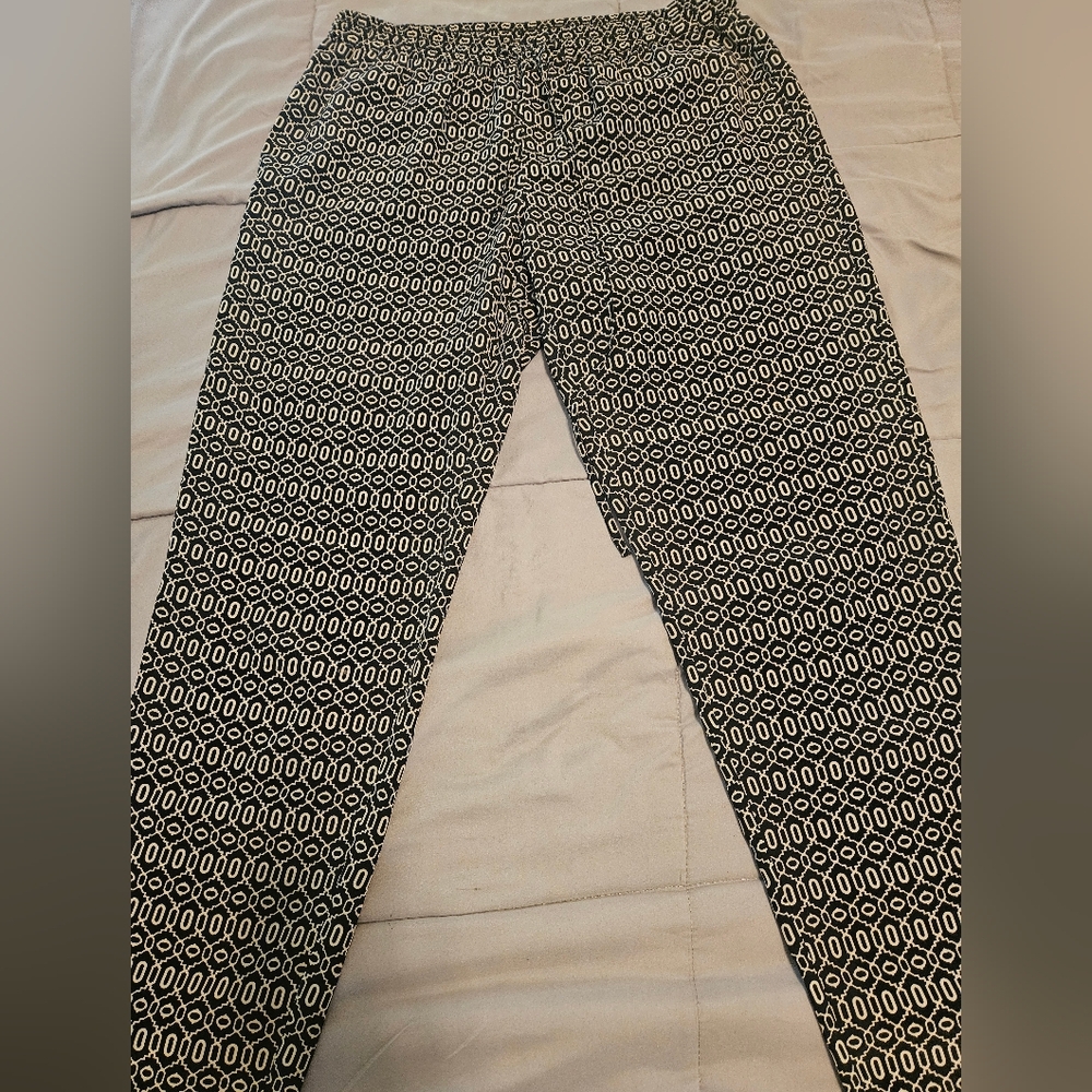Joe Fresh Monochrome Patterned Women's Pants